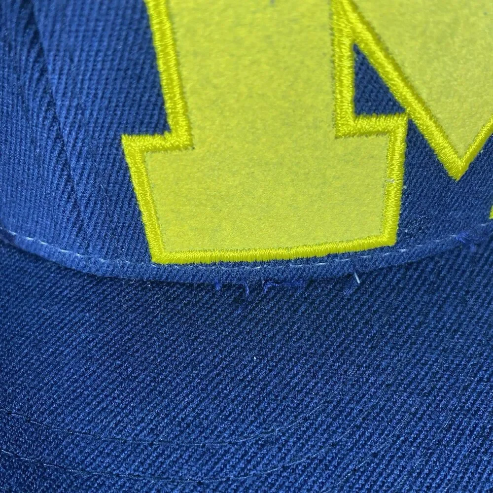 Michigan Wolverines Adidas Flexfit Hat 210 Fitted Size 6 7/8 - 7 1/4 Blue Yellow